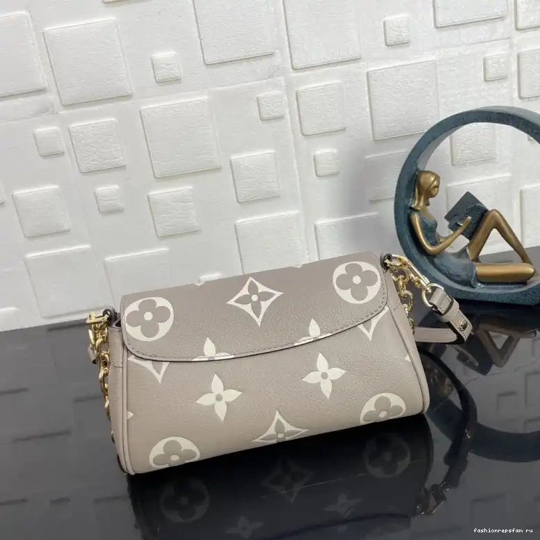 Fashionrep 2107YA0093 LV Bags 0614